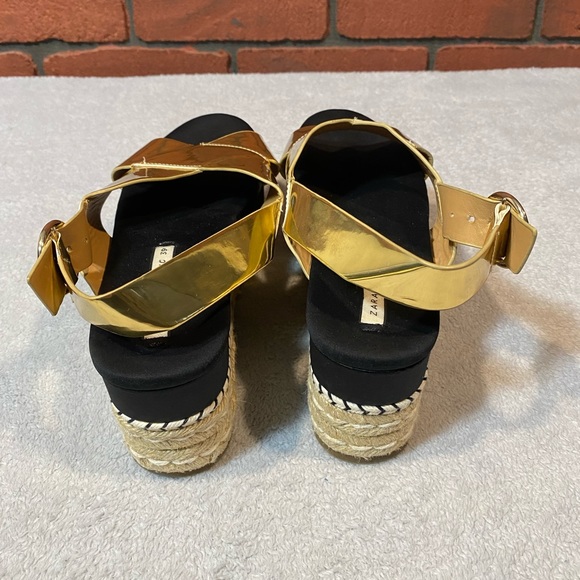 Zara Trafaluc  Women’s‎ Wedge Gold Black Size Eur 39 Us 8.5/9 - Picture 3 of 6